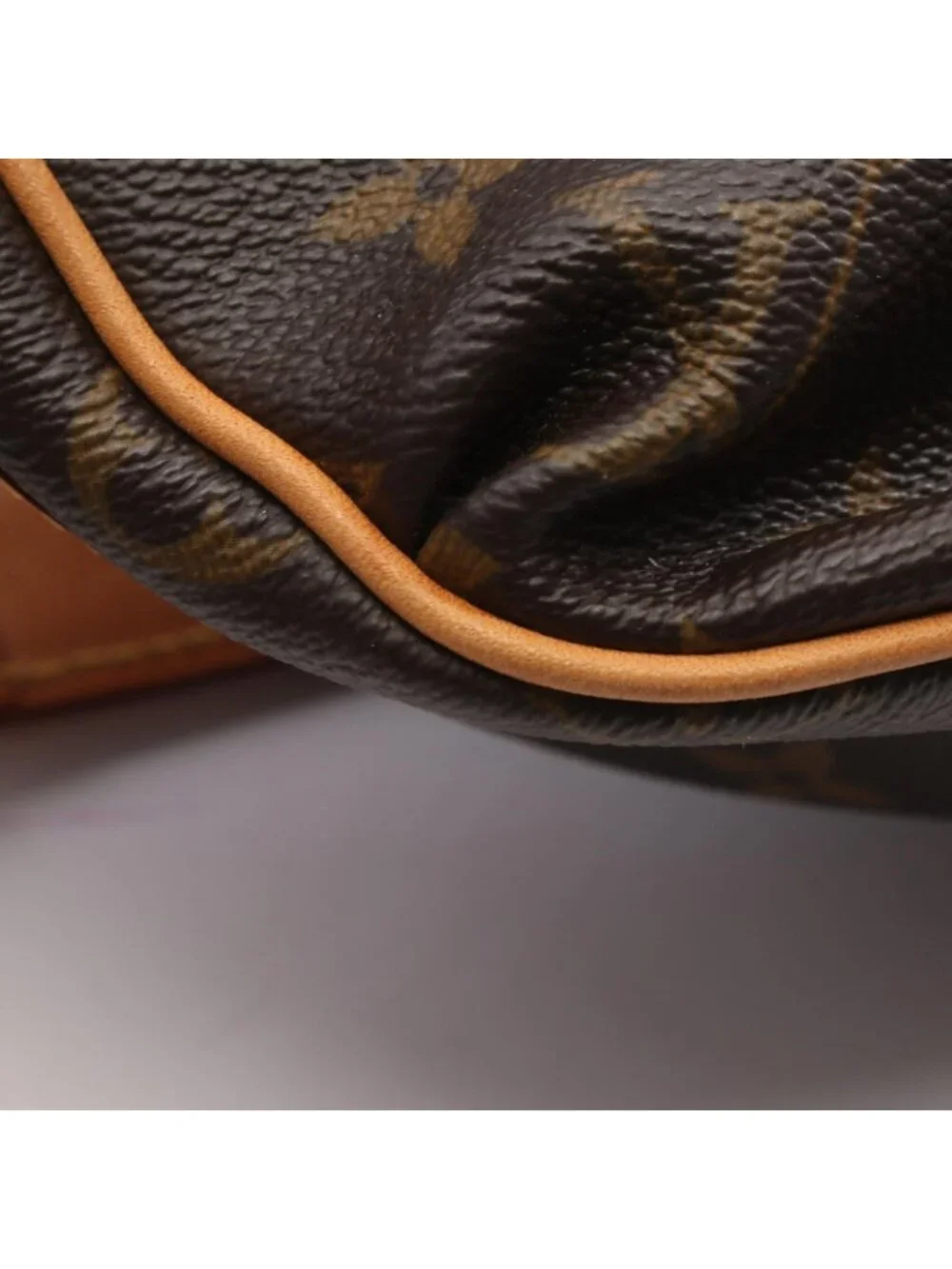 Louis Vuitton Shoulder Bag Tulum GM Leather